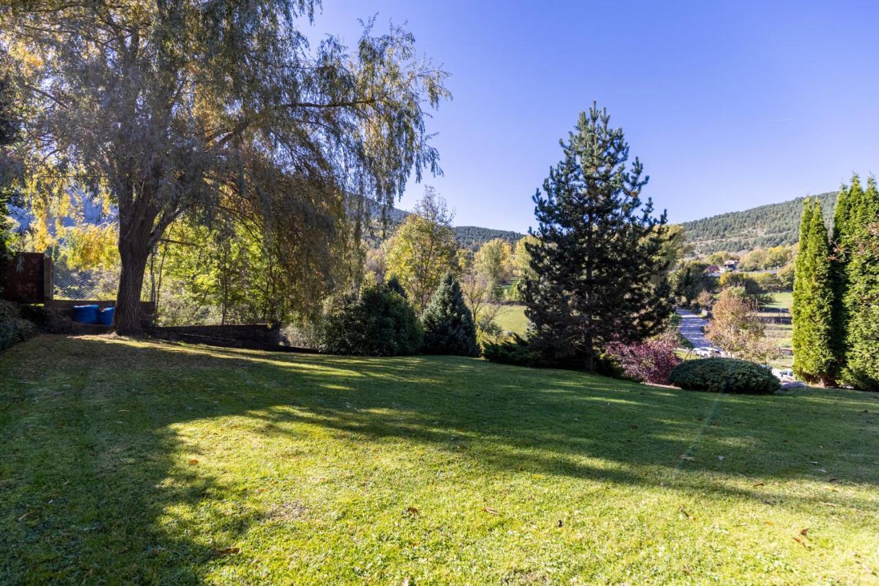 Casa El Moli De Bor A Cerdanya Villa Bagian luar foto