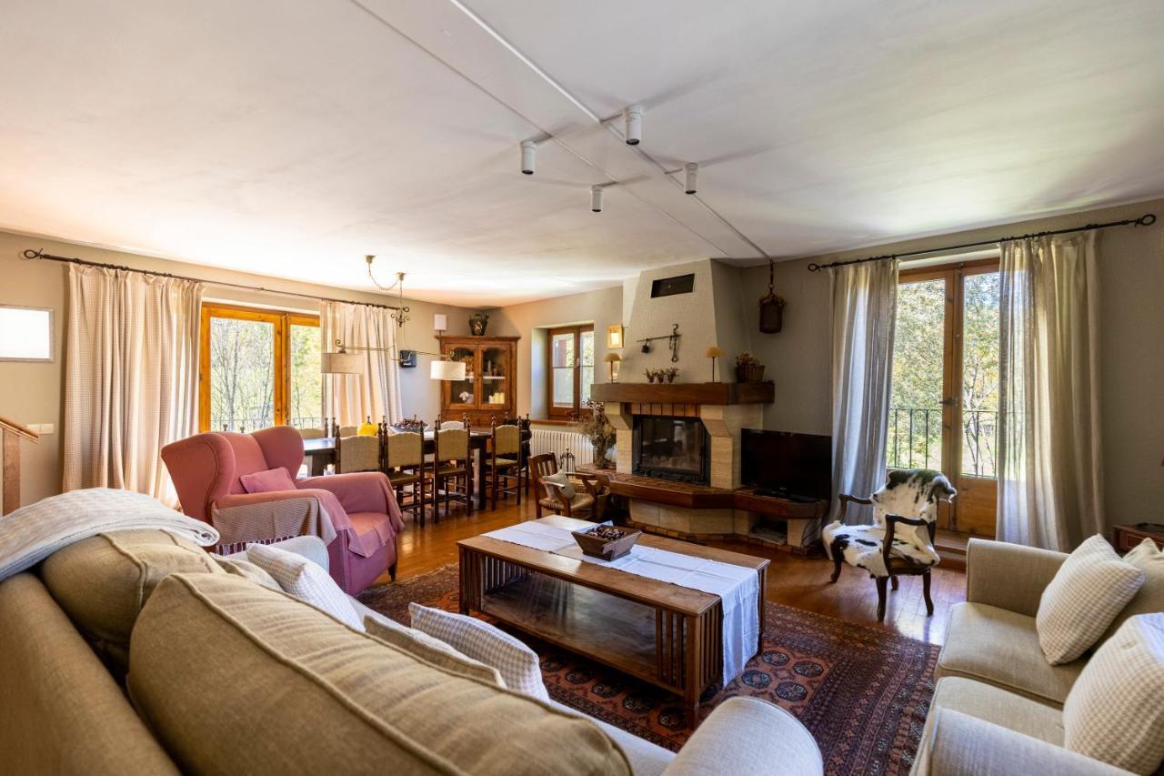 Casa El Moli De Bor A Cerdanya Villa Bagian luar foto