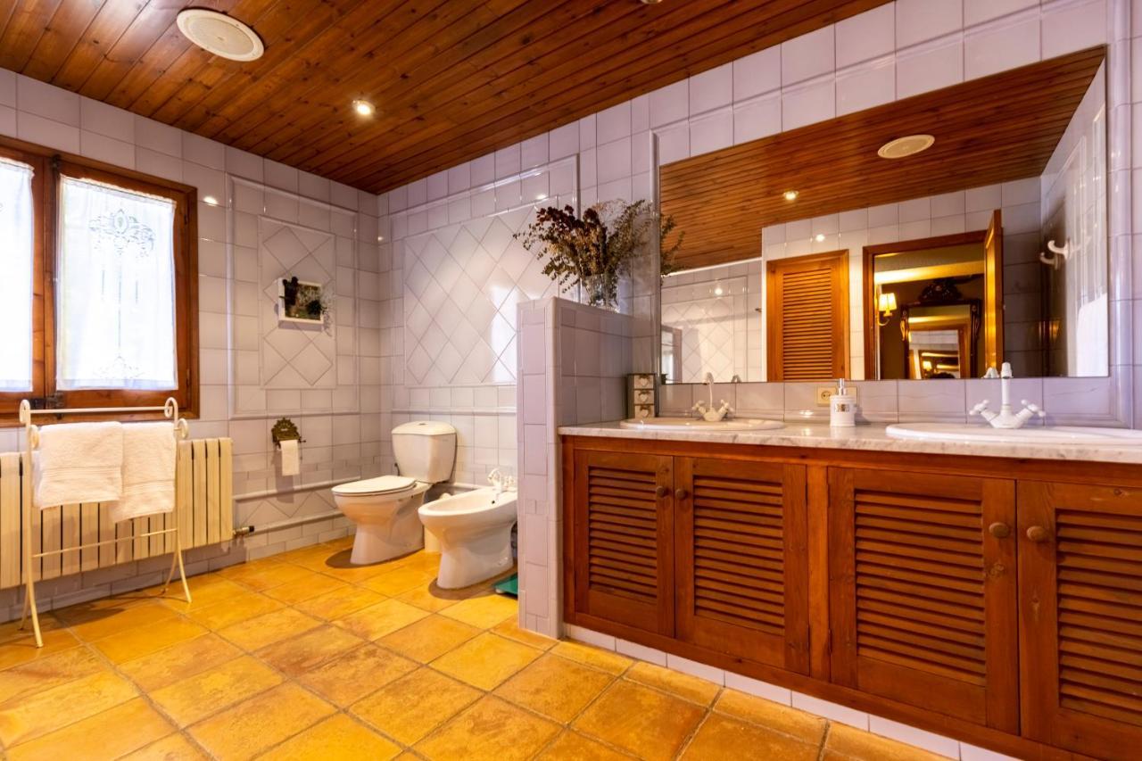 Casa El Moli De Bor A Cerdanya Villa Bagian luar foto
