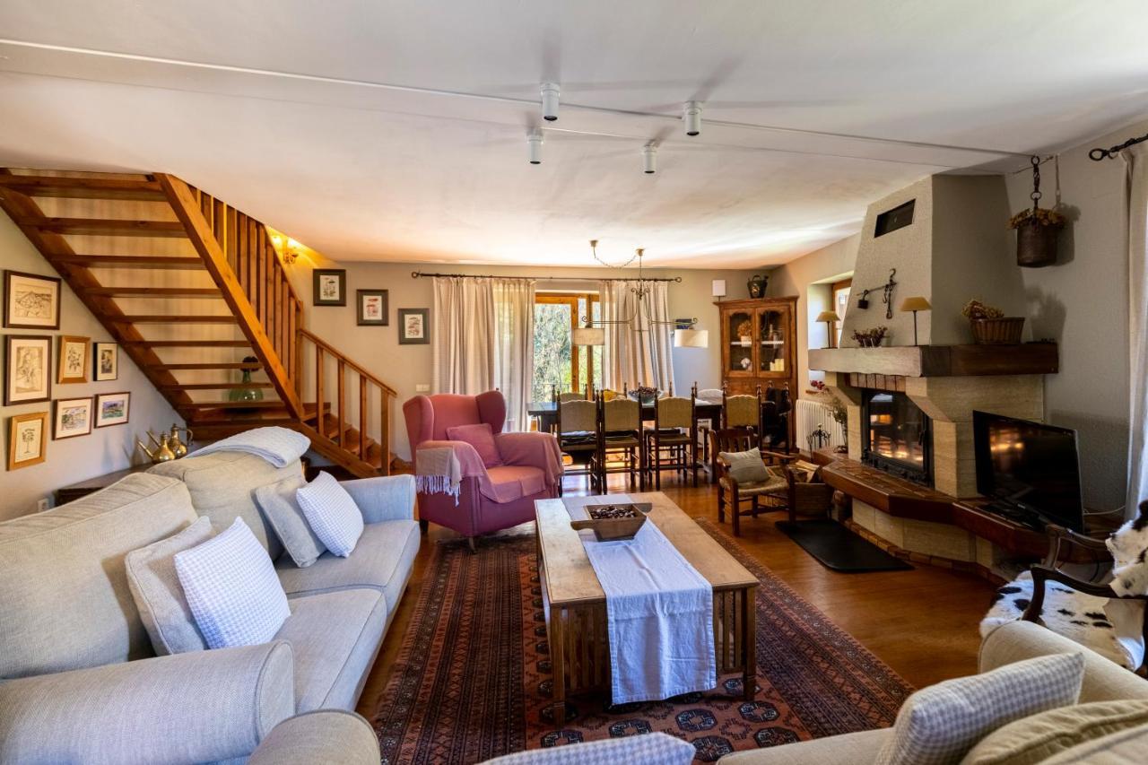 Casa El Moli De Bor A Cerdanya Villa Bagian luar foto