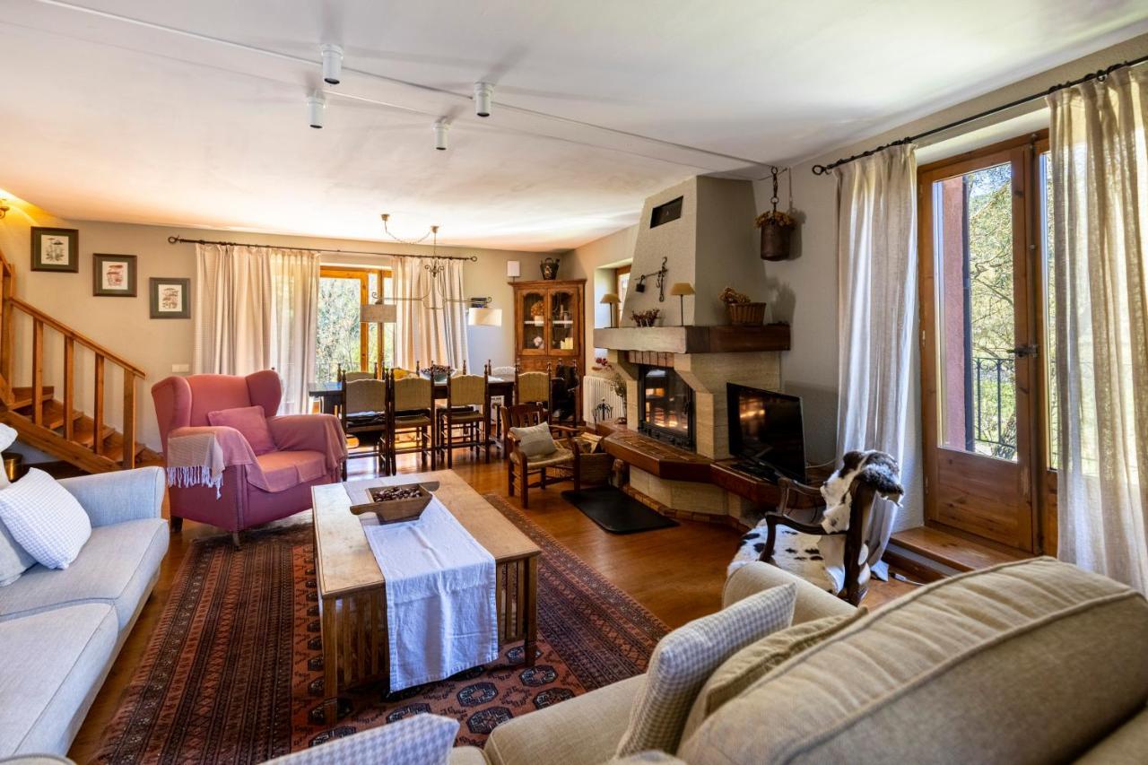Casa El Moli De Bor A Cerdanya Villa Bagian luar foto